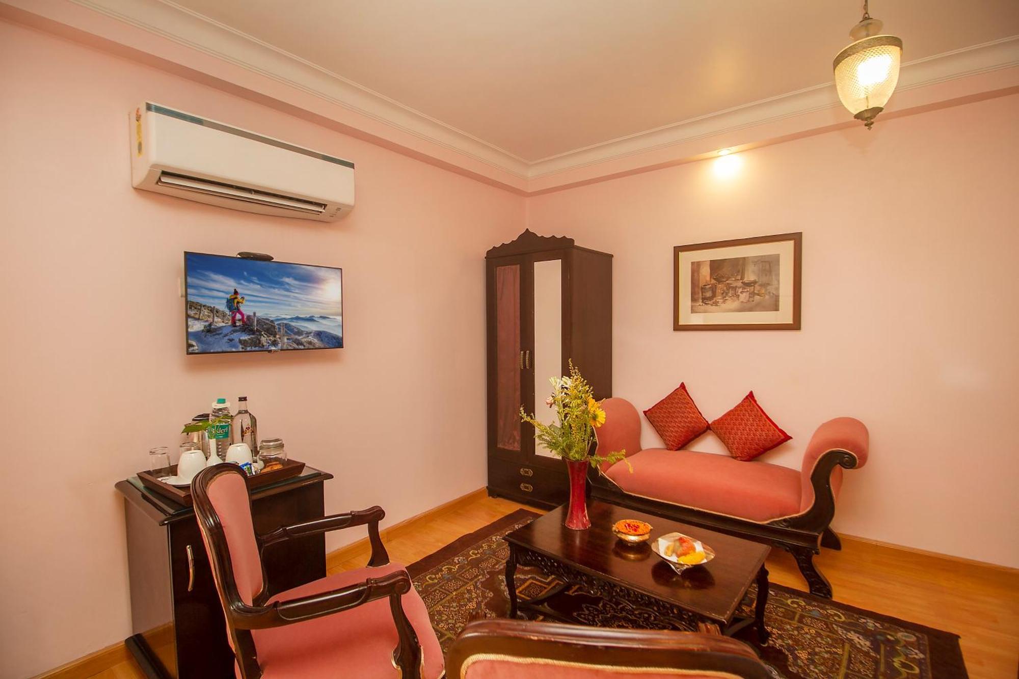 Amritara Suryauday Haveli Hotel Варанаси Екстериор снимка