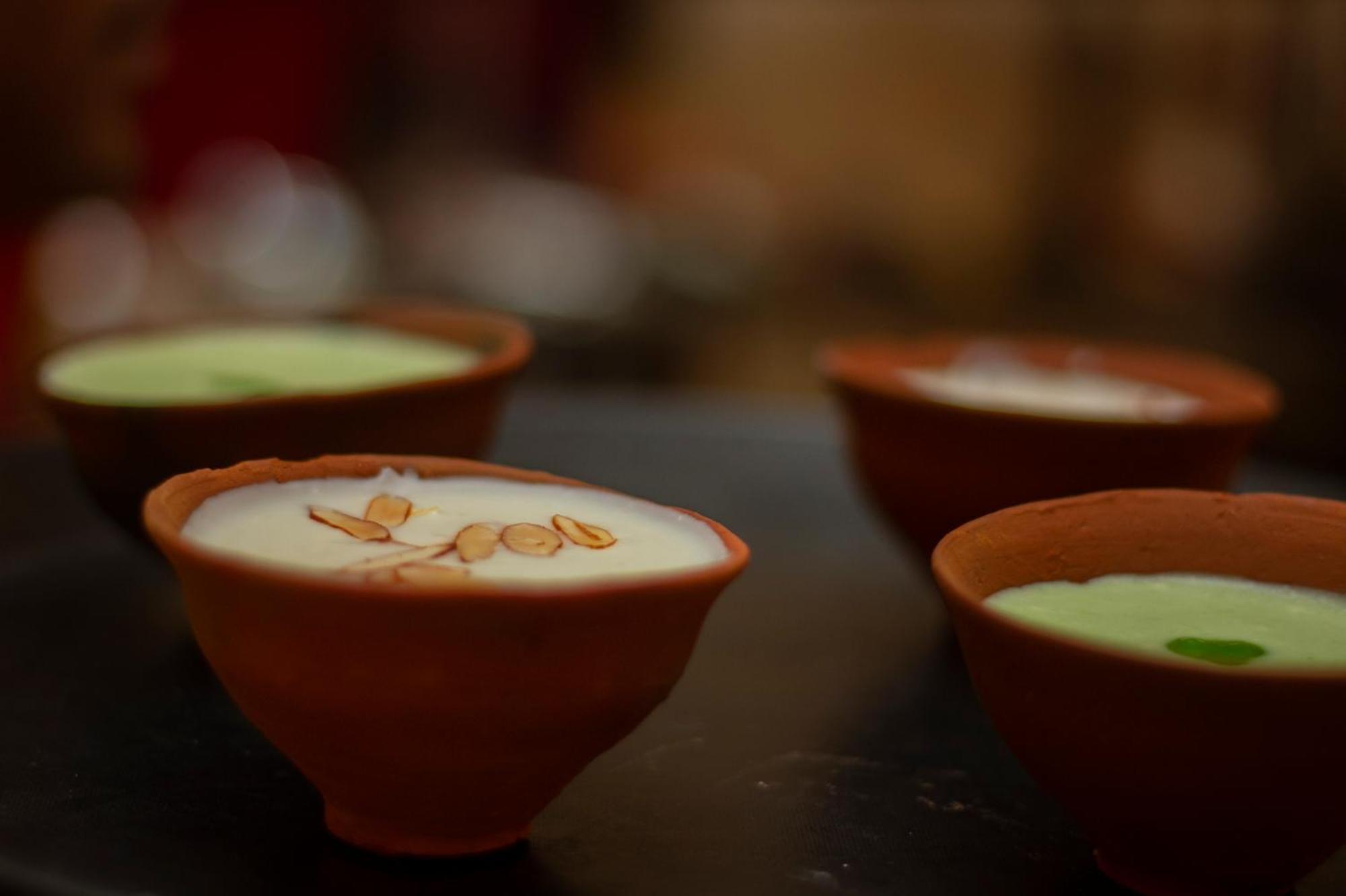 Amritara Suryauday Haveli Hotel Варанаси Екстериор снимка
